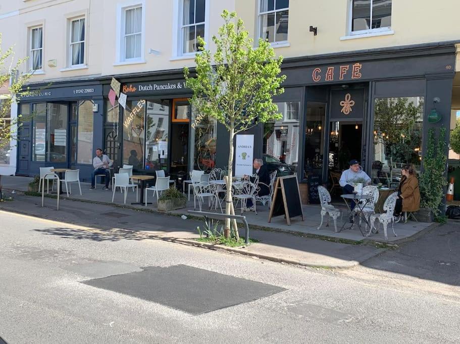 Four Bedroom Townhouse In Famous Suffolks Area Cheltenham Exteriér fotografie