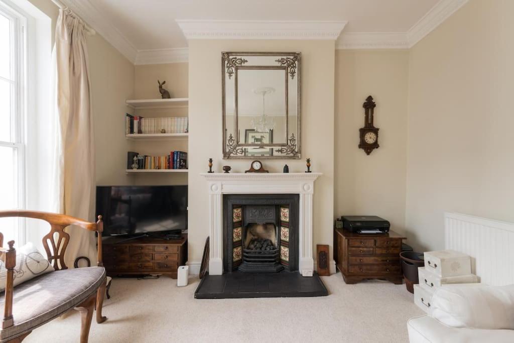 Four Bedroom Townhouse In Famous Suffolks Area Cheltenham Exteriér fotografie