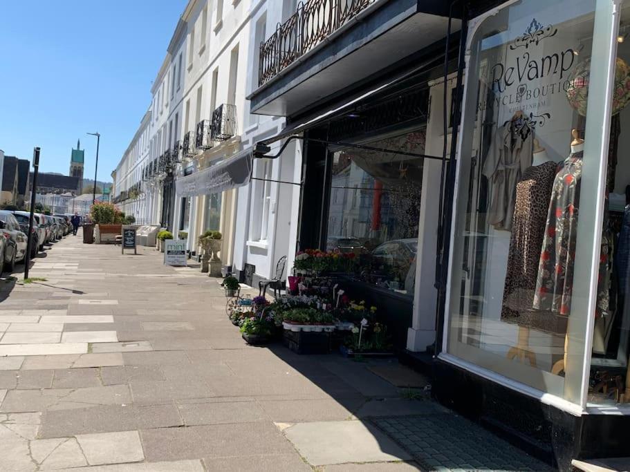 Four Bedroom Townhouse In Famous Suffolks Area Cheltenham Exteriér fotografie