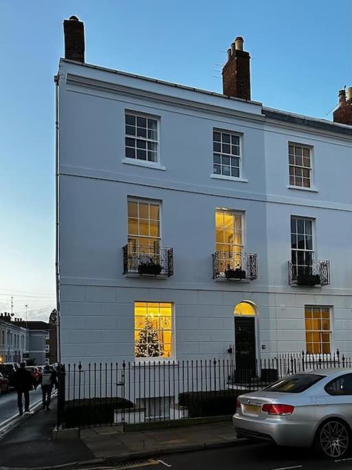 Four Bedroom Townhouse In Famous Suffolks Area Cheltenham Exteriér fotografie